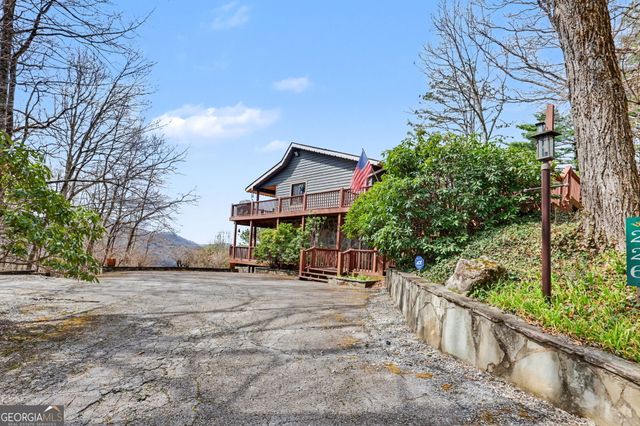 226 Moon Ridge Drive, Dillard, GA 30537