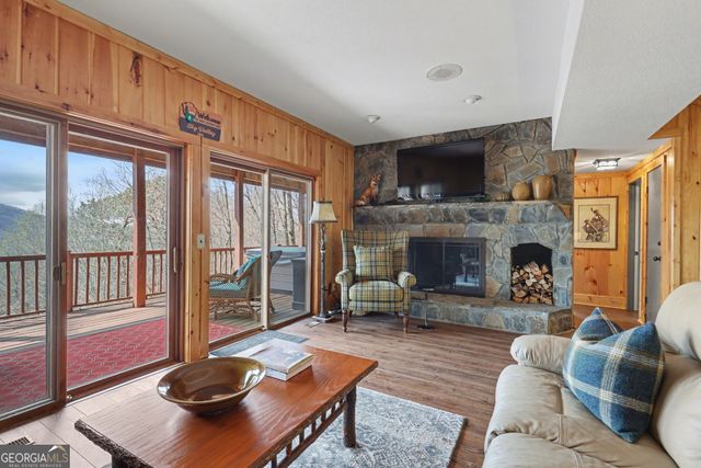 226 Moon Ridge Drive, Dillard, GA 30537