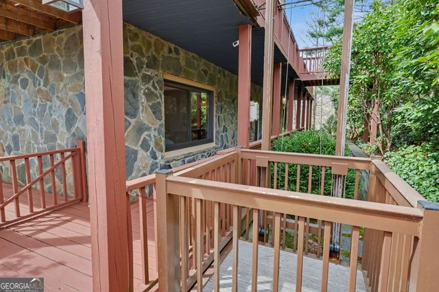 226 Moon Ridge Drive, Dillard, GA 30537