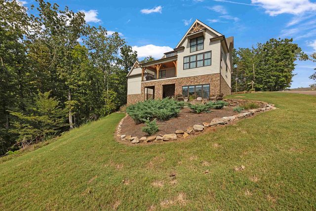 15 DAYLIGHT CV, Savannah, TN 38372