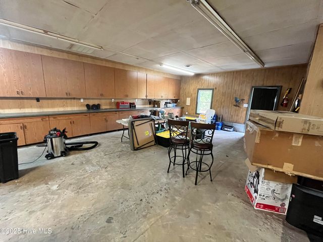 842 Love Mill Road, Whiteville, NC 28472