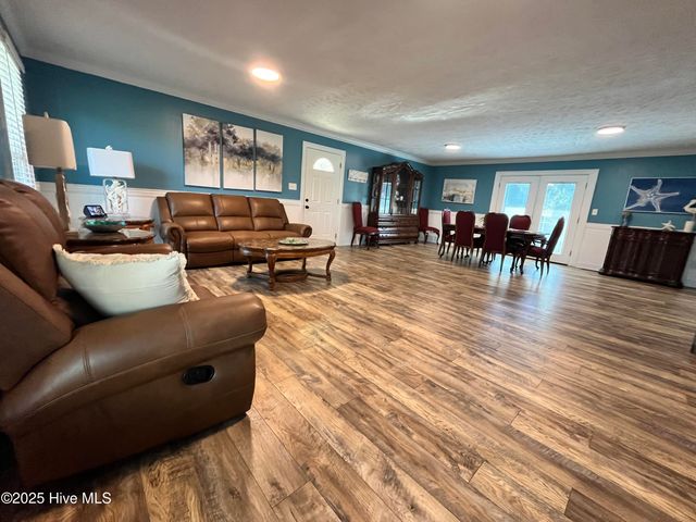 842 Love Mill Road, Whiteville, NC 28472