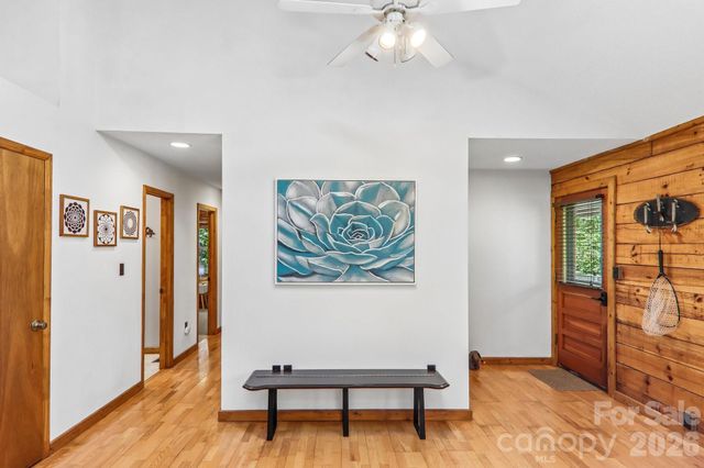 152 Trails End Lane, Maggie Valley, NC 28751