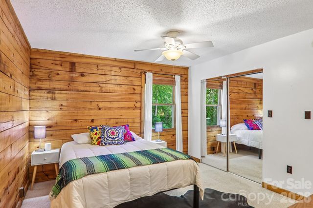 152 Trails End Lane, Maggie Valley, NC 28751