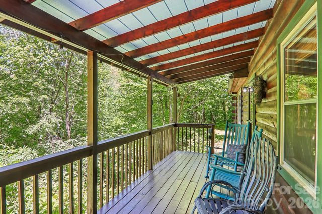 152 Trails End Lane, Maggie Valley, NC 28751