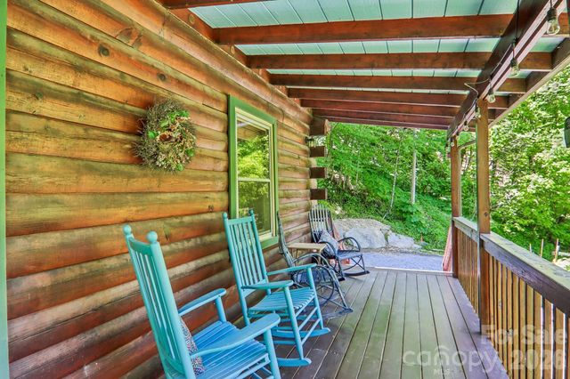 152 Trails End Lane, Maggie Valley, NC 28751