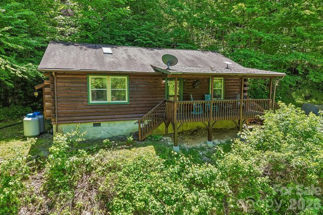 152 Trails End Lane, Maggie Valley, NC 28751