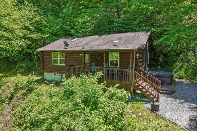 152 Trails End Lane, Maggie Valley, NC 28751