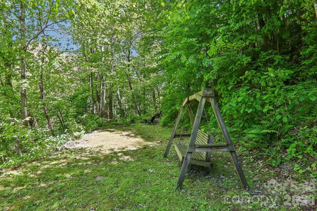 152 Trails End Lane, Maggie Valley, NC 28751
