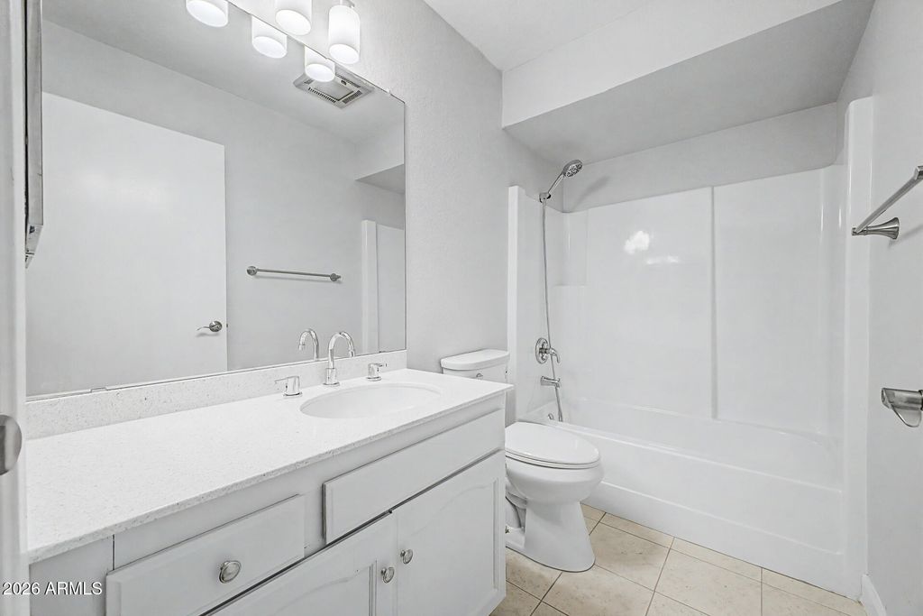 Image 17 of property listing at 288 LEISURE WORLD -- 288, Mesa, AZ 85206