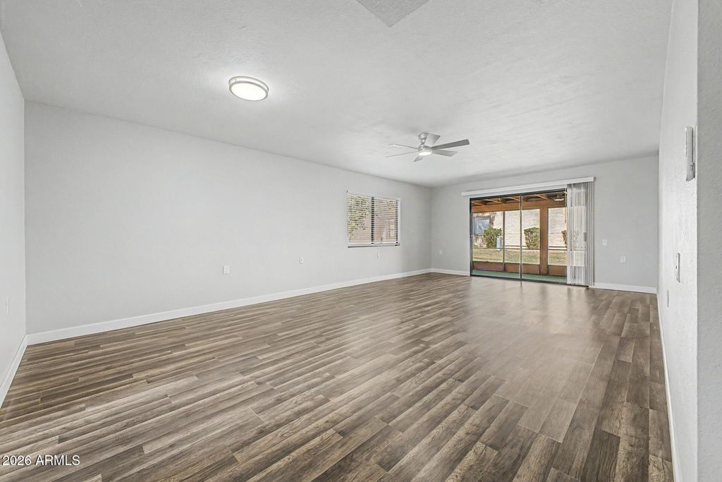 Image 6 of property listing at 288 LEISURE WORLD -- 288, Mesa, AZ 85206