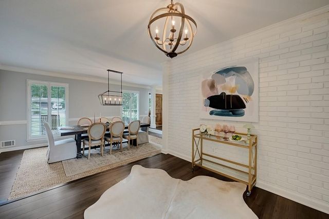 240 E Valley Drive, Marietta, GA 30068
