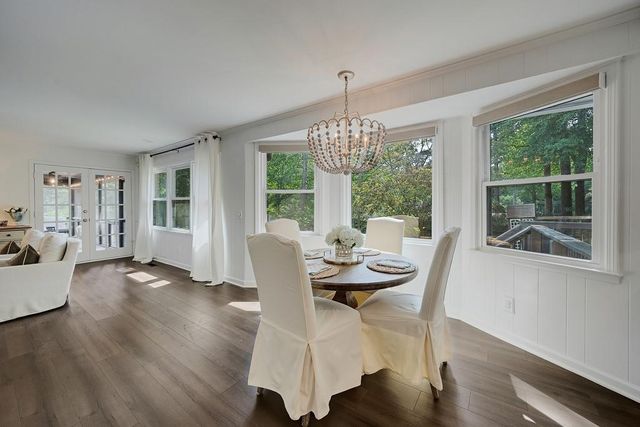 240 E Valley Drive, Marietta, GA 30068