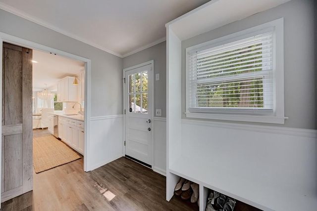 240 E Valley Drive, Marietta, GA 30068