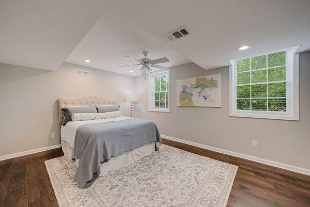 240 E Valley Drive, Marietta, GA 30068