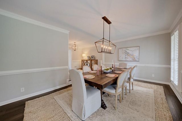 240 E Valley Drive, Marietta, GA 30068