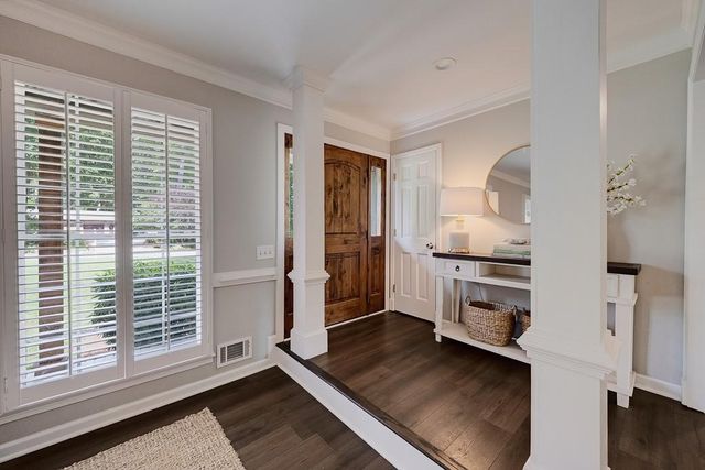 240 E Valley Drive, Marietta, GA 30068