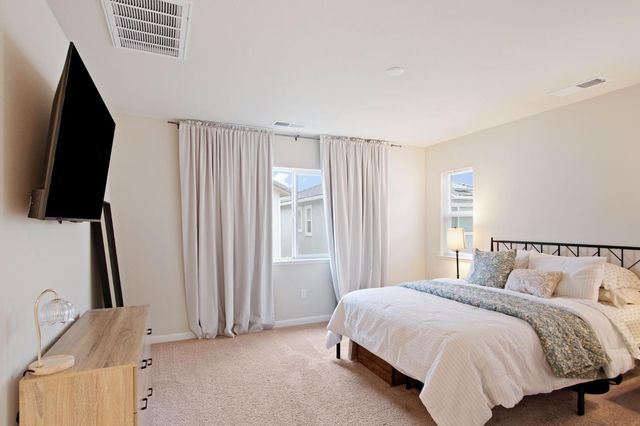 3926 Dedication Dr, Turlock, CA 95382