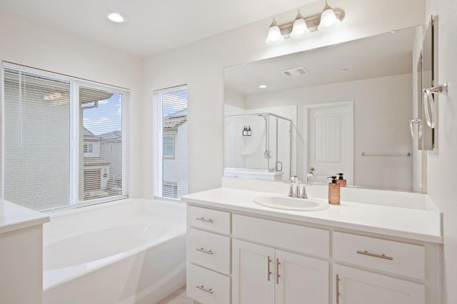 3926 Dedication Dr, Turlock, CA 95382