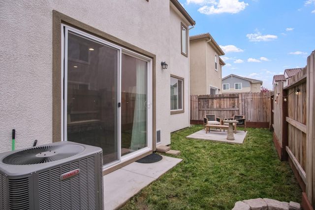 3926 Dedication Dr, Turlock, CA 95382