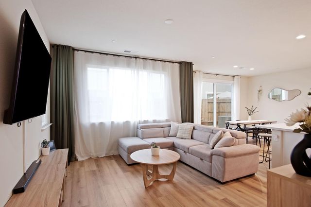 3926 Dedication Dr, Turlock, CA 95382