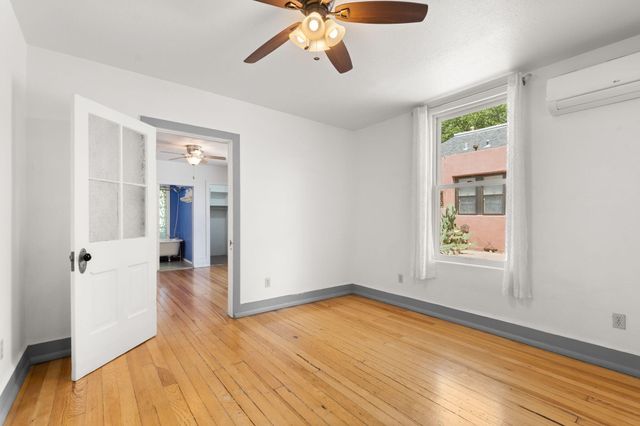 517 Coal Avenue SE, Albuquerque, NM 87102