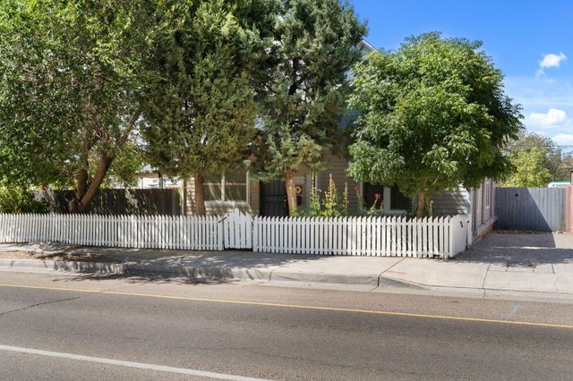 517 Coal Avenue SE, Albuquerque, NM 87102