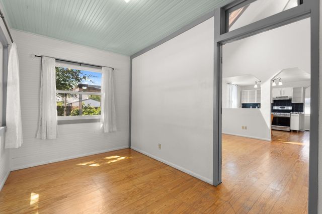 517 Coal Avenue SE, Albuquerque, NM 87102