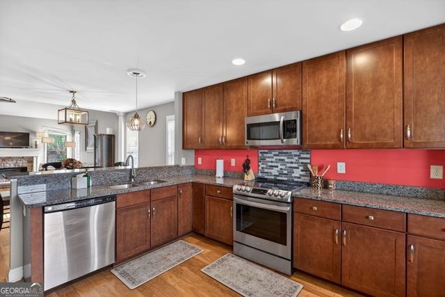 121 Deer Park Drive, Carrollton, GA 30116