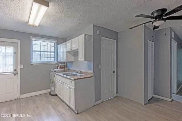 4114 MONCRIEF Road, Jacksonville, FL 32209