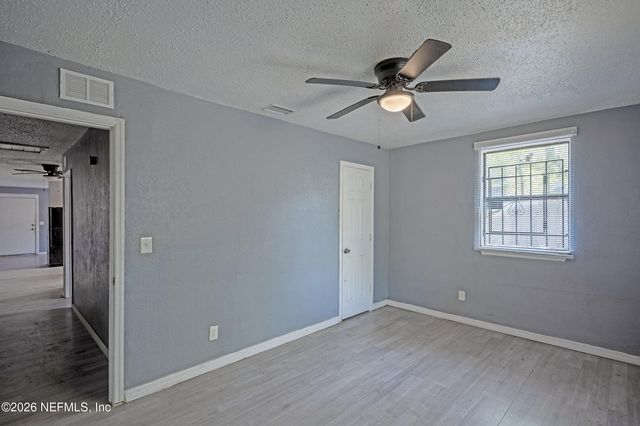 4114 MONCRIEF Road, Jacksonville, FL 32209