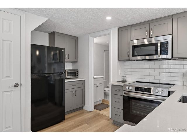 8500 E Jefferson Ave 8B, Denver, CO 80237