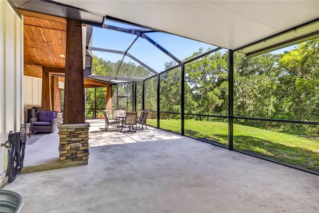17265 MEADOW BLUFF VIEW, Dade City, FL 33523