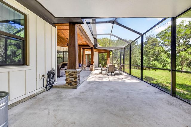 17265 MEADOW BLUFF VIEW, Dade City, FL 33523