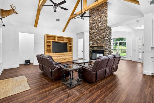 17265 MEADOW BLUFF VIEW, Dade City, FL 33523