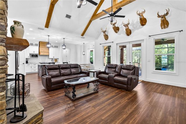 17265 MEADOW BLUFF VIEW, Dade City, FL 33523