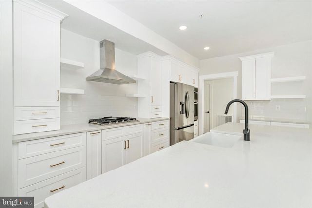 8310 PATIENCE LN, Millersville, MD 21108