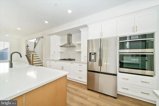 8310 PATIENCE LN, Millersville, MD 21108