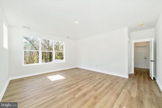 8310 PATIENCE LN, Millersville, MD 21108