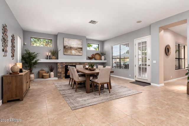 5343 W WHISPERING WIND Drive, Glendale, AZ 85310