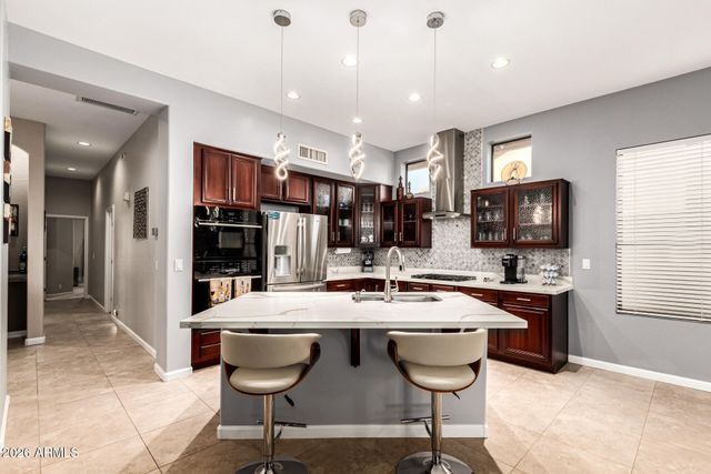 5343 W WHISPERING WIND Drive, Glendale, AZ 85310