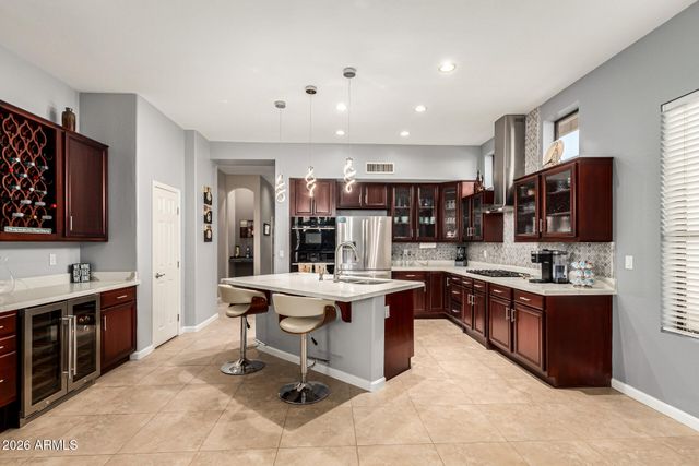 5343 W WHISPERING WIND Drive, Glendale, AZ 85310