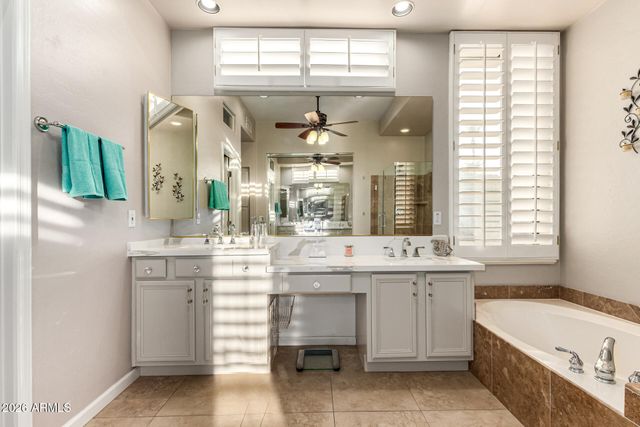 5343 W WHISPERING WIND Drive, Glendale, AZ 85310