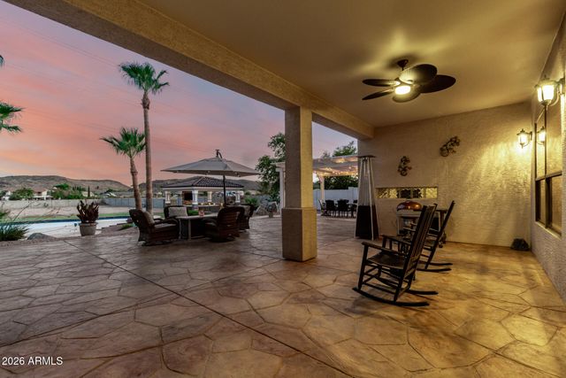 5343 W WHISPERING WIND Drive, Glendale, AZ 85310