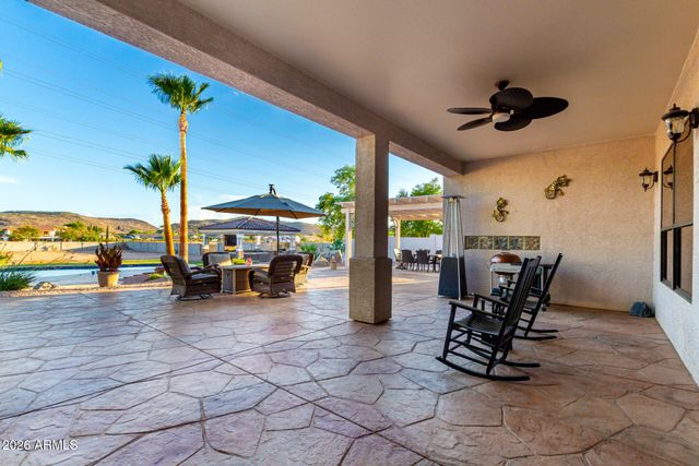 5343 W WHISPERING WIND Drive, Glendale, AZ 85310