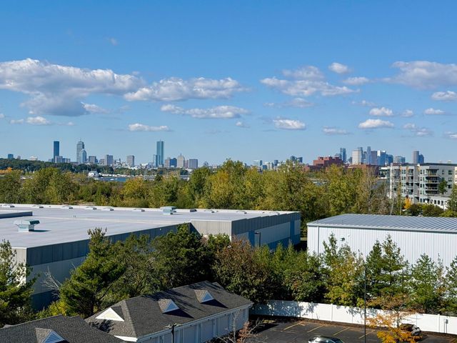 10 Seaport Dr 2617, Quincy, MA 02171
