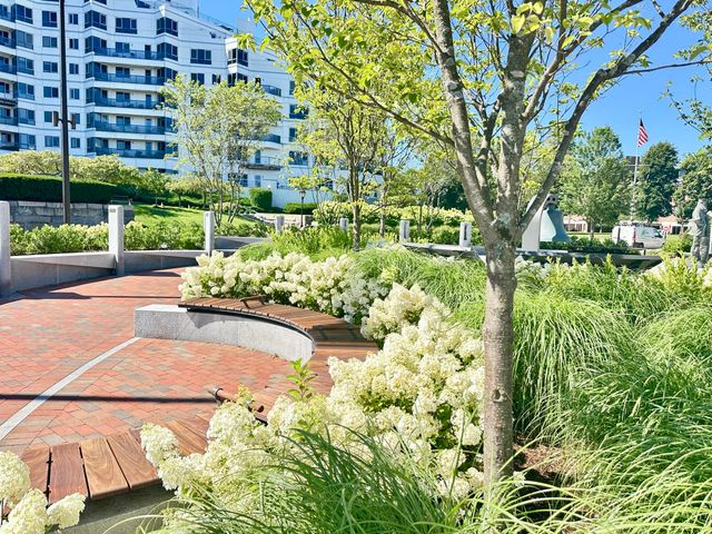 10 Seaport Dr 2617, Quincy, MA 02171