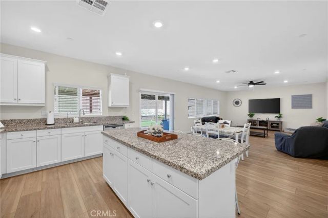 15624 San Diego Lane, Victorville, CA 92394