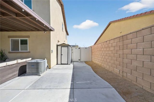 15624 San Diego Lane, Victorville, CA 92394