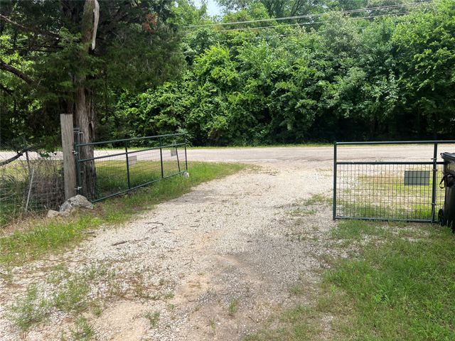 3052 Vz County Road 3810, Wills Point, TX 75169